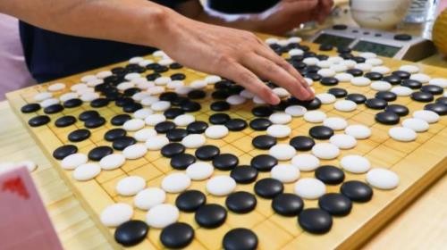 梦见下棋输了是什么意思 梦见和别人下棋是什么意思