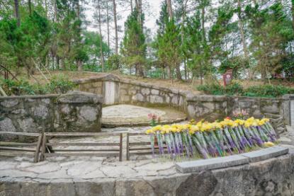 女人去坟地对谁不好 坟地风水禁忌