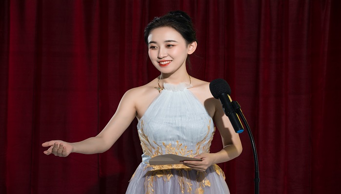 梦见女演员是什么意思 梦见女演员有什么预兆