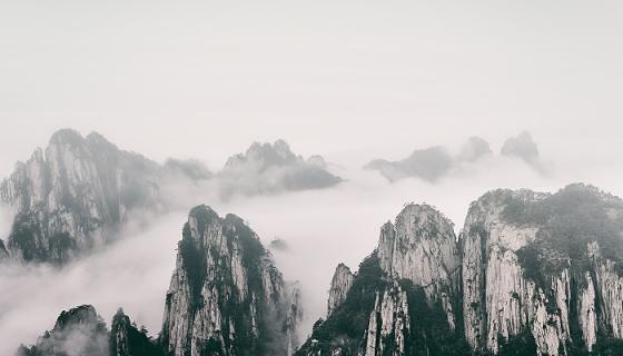 梦见上山又下山