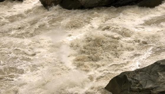 梦见房子外面就是大水