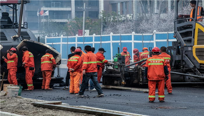 梦见铺路面是什么意思