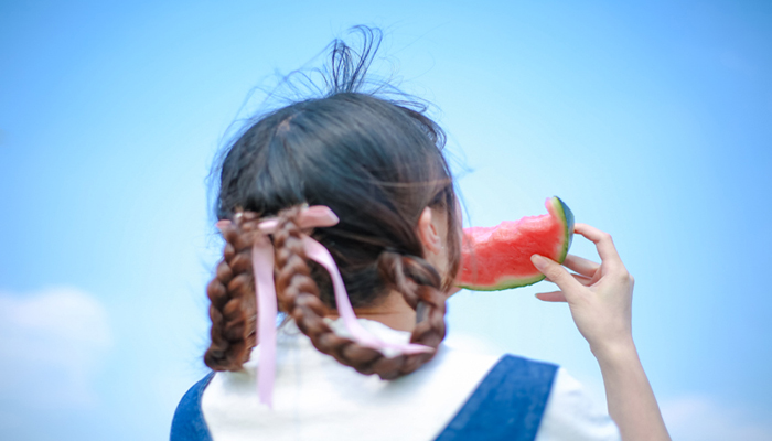 已婚女人梦见吃西瓜很甜