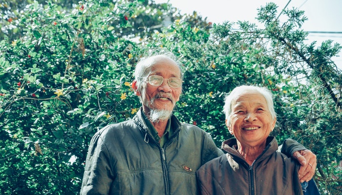 梦见死去的爷爷又死了办丧事