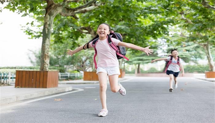 梦见自己去上学是什么意思