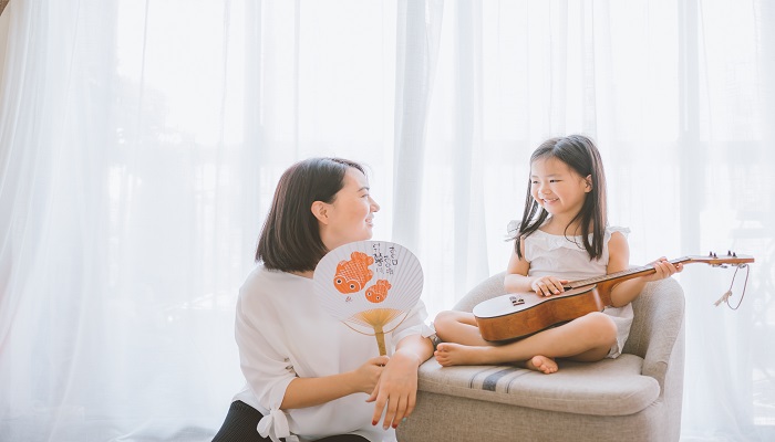 梦到抱别人家小女孩预示着什么