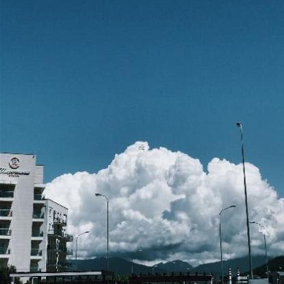 李雨璠名字打分,李雨璠这个名字的含义寓意怎么样